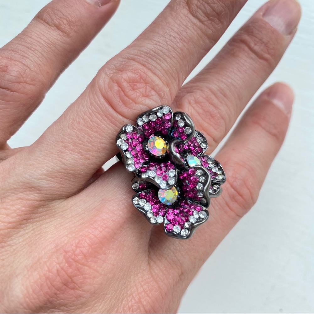 🌻 NEW Pink Rhinestone Flower Stretchy Ring One Size